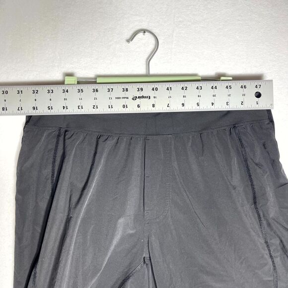 Lululemon Mens THE Short 9" Inseam Black Athletic Athleisure Size L - Picture 10 of 10